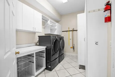 156 Sw Saratoga Avenue Port Saint Lucie FL 34953