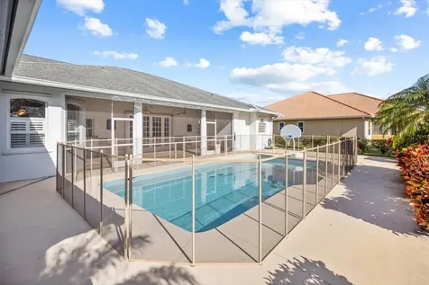 156 Sw Saratoga Avenue Port Saint Lucie FL 34953
