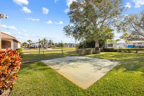 156 Sw Saratoga Avenue Port Saint Lucie FL 34953