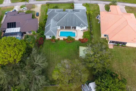 156 Sw Saratoga Avenue Port Saint Lucie FL 34953