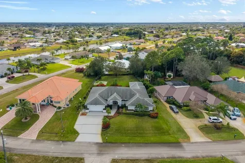 156 Sw Saratoga Avenue Port Saint Lucie FL 34953