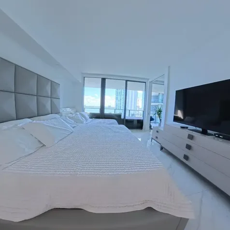 650 NE 32nd Street Miami FL 33137