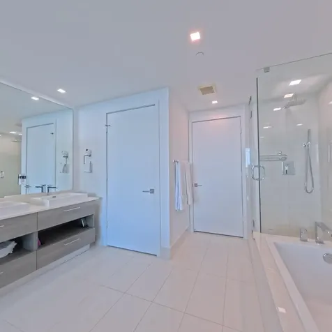 650 NE 32nd Street Miami FL 33137