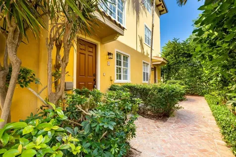 72 SE 6th Avenue Delray Beach FL 33483