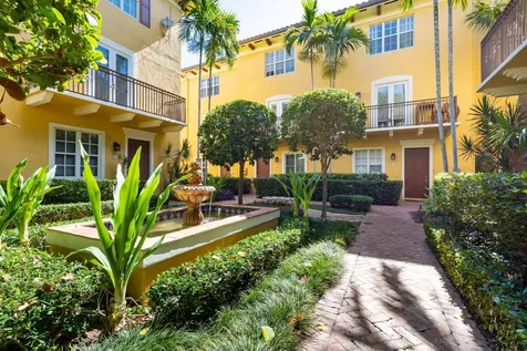 72 SE 6th Avenue Delray Beach FL 33483