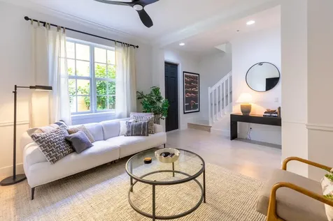 72 SE 6th Avenue Delray Beach FL 33483