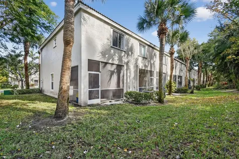 5015 Palmbrooke Circle West Palm Beach FL 33417