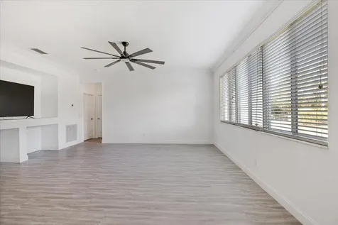 2361 Se Grand Drive Port Saint Lucie FL 34952