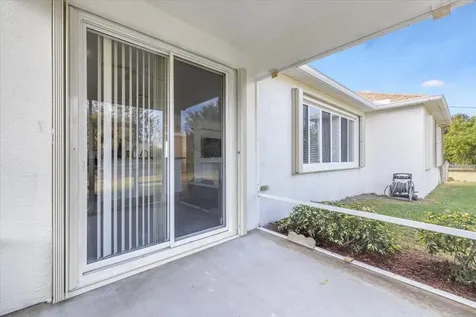 2361 Se Grand Drive Port Saint Lucie FL 34952