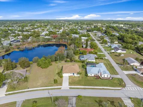 2361 Se Grand Drive Port Saint Lucie FL 34952
