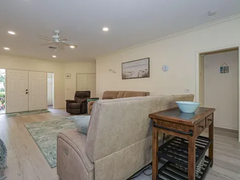 5410 25th Place Vero Beach FL 32966