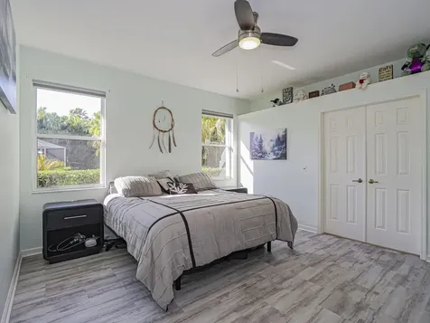5410 25th Place Vero Beach FL 32966