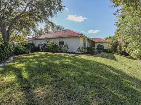 5410 25th Place Vero Beach FL 32966