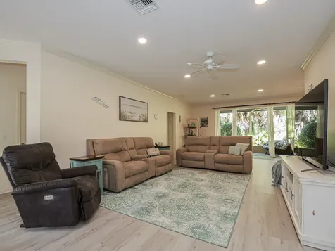 5410 25th Place Vero Beach FL 32966