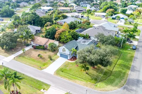 414 Se Cork Road Port Saint Lucie FL 34984