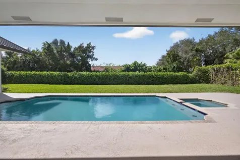 18240 Se Heritage Drive Tequesta FL 33469