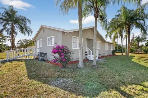 17296 W Sycamore Drive The Acreage FL 33470