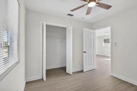 17296 W Sycamore Drive The Acreage FL 33470