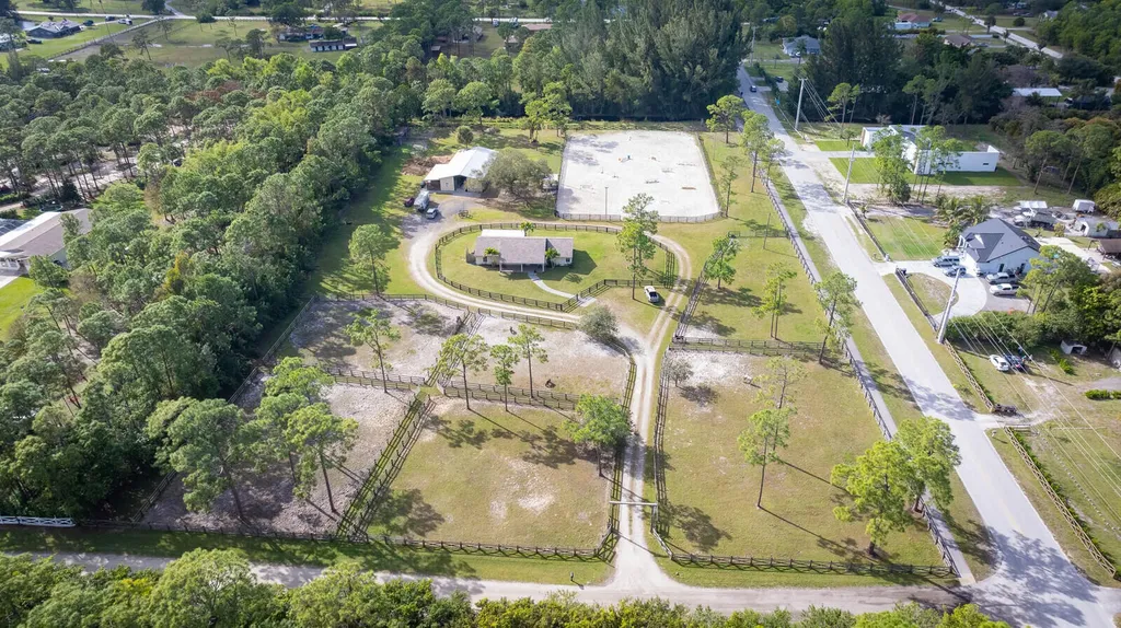 18080 W Sycamore Drive The Acreage FL 33470
