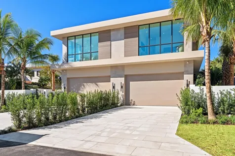 1136 Ne 9th Avenue Delray Beach FL 33483