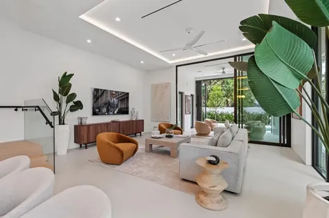 1136 Ne 9th Avenue Delray Beach FL 33483