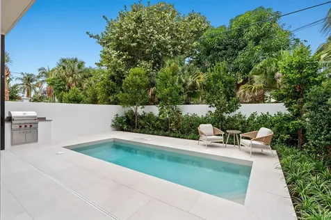 1136 Ne 9th Avenue Delray Beach FL 33483