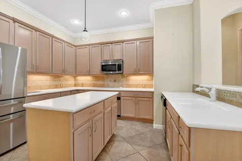 9566 Lantern Bay Circle West Palm Beach FL 33411