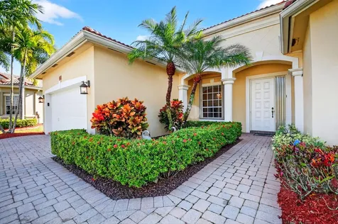 9566 Lantern Bay Circle West Palm Beach FL 33411