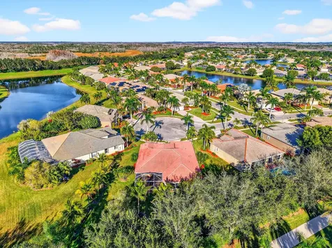 9566 Lantern Bay Circle West Palm Beach FL 33411