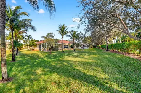 9566 Lantern Bay Circle West Palm Beach FL 33411
