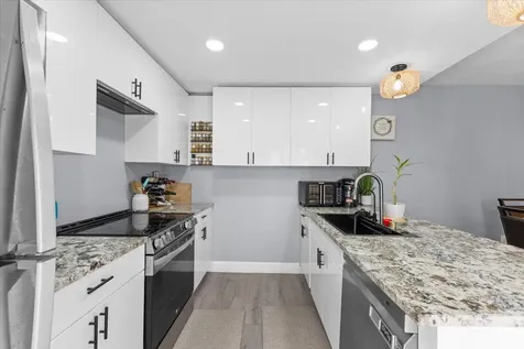 2704 27th Way West Palm Beach FL 33407