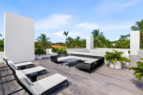 241 Jungle Road Palm Beach FL 33480