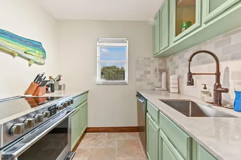 689 Ne 6th Court Boynton Beach FL 33435