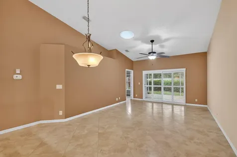 8492 Logia Circle Boynton Beach FL 33472