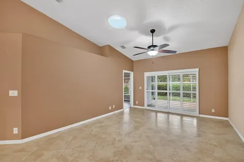 8492 Logia Circle Boynton Beach FL 33472