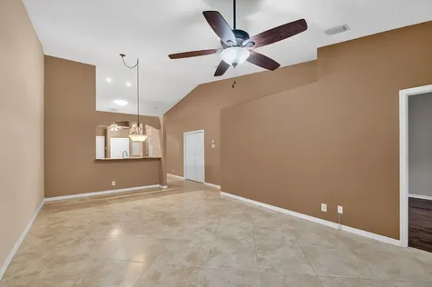 8492 Logia Circle Boynton Beach FL 33472