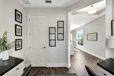 10295 Sw Indian Lilac Trail Port Saint Lucie FL 34987