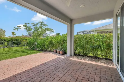 10295 Sw Indian Lilac Trail Port Saint Lucie FL 34987