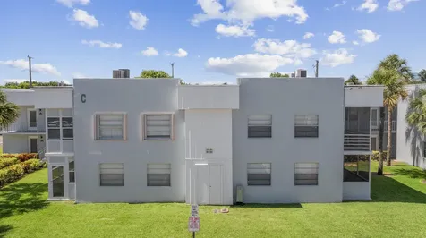 124 Normandy C Delray Beach FL 33484