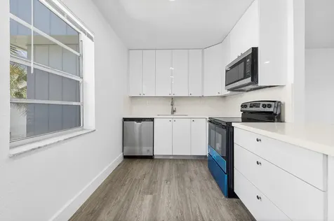 124 Normandy C Delray Beach FL 33484