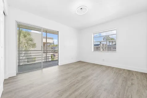 124 Normandy C Delray Beach FL 33484