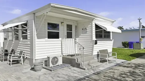 21 Hibiscus Drive Briny Breezes FL 33435