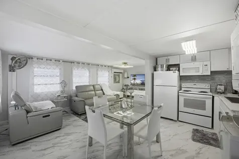 21 Hibiscus Drive Briny Breezes FL 33435