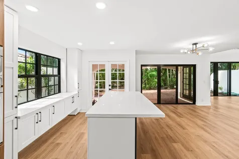 22548 Caravelle Circle Boca Raton FL 33433