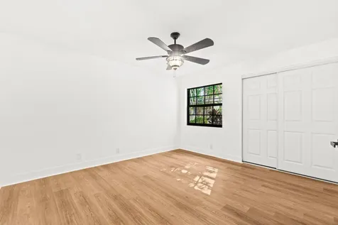 22548 Caravelle Circle Boca Raton FL 33433