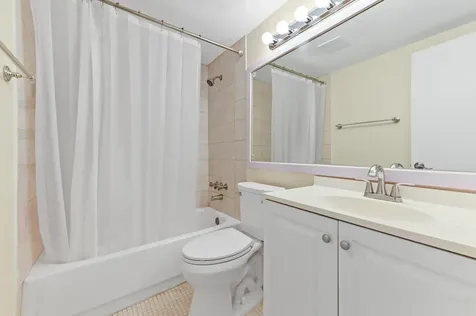 142 Norwich F West Palm Beach FL 33417