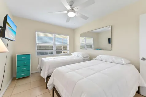 142 Norwich F West Palm Beach FL 33417