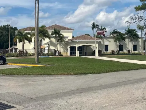 142 Norwich F West Palm Beach FL 33417