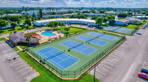 142 Norwich F West Palm Beach FL 33417