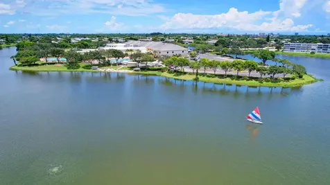 142 Norwich F West Palm Beach FL 33417